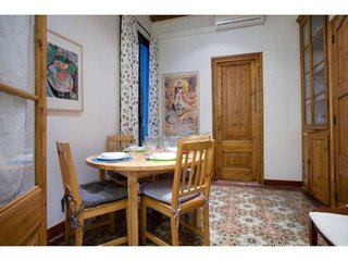 Piso en venta en El Raval en Barcelona