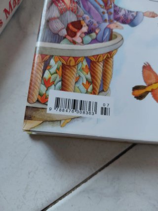 2 libros Cuentos clasicos 5 titulos