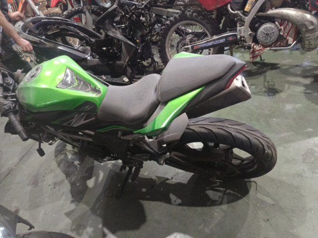 Kawasaki Z125 2018 - Moto Deportiva