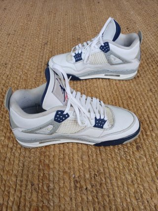 Air Jordan 4 Retro "Midnight Navy" Talla 44
