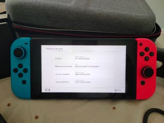 Nintendo Switch Completa Blu/Rosso in perfetto stato