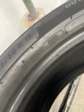 2x Michelin Latitude Sport3 235/50 R19 99W