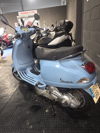 Vespa LX 125 Azul 2009 - 4.500km