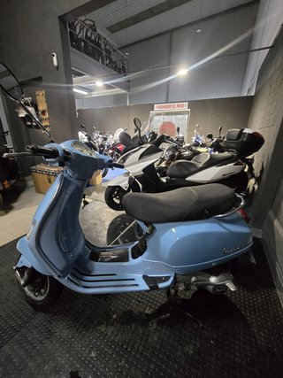 Vespa LX 125 Azul 2009 - 4.500km