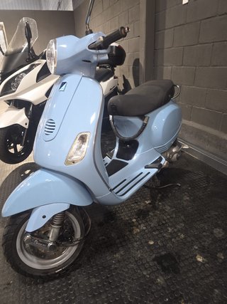Vespa LX 125 Azul 2009 - 4.500km