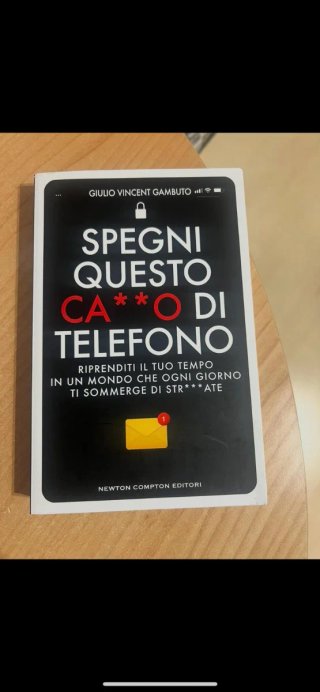 Libro spegni questo caxxo di telefono