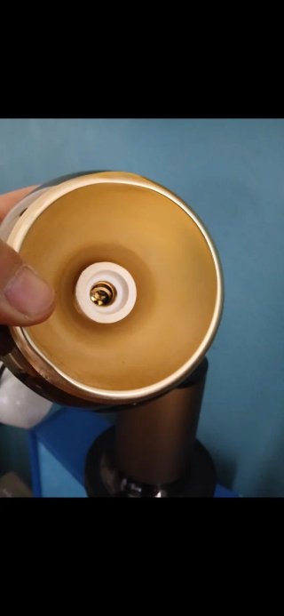 Lampada anni 70 metallo oro e marrone