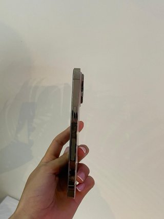 iPhone 14 Pro Oro