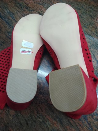Botines Verano Rojos Talla 40 sin estrenar.