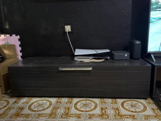 Mueble de salón modular blanco y negro