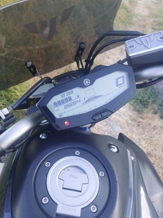 Yamaha MT-07 Negra y Azul