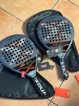 Pala Padel Nox AT10 18K Agustin Tapia