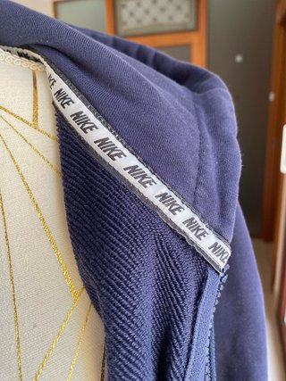 Sudadera Nike con capucha azul