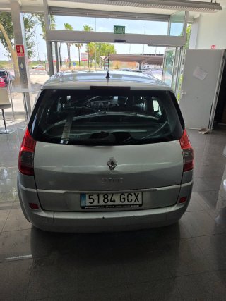 Renault Scenic 1.9 dCi Dynamique