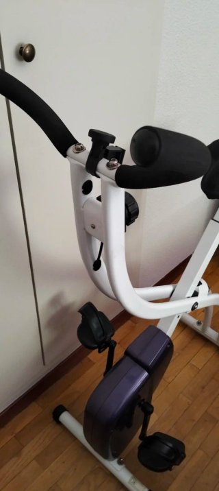 Bicicleta Estática Plegable Blanca