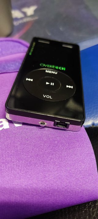 Altavoces Trust 3D + MP4 Retro