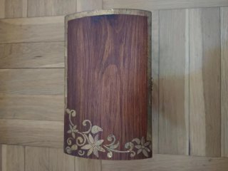Caja joyero hecho a mano con espejo
