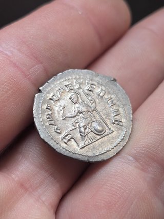 Moneda romana Filipo I - ROMAE AETERNAE, RIC 44b