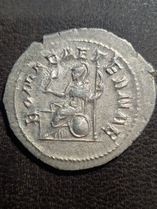 Moneda romana Filipo I - ROMAE AETERNAE, RIC 44b