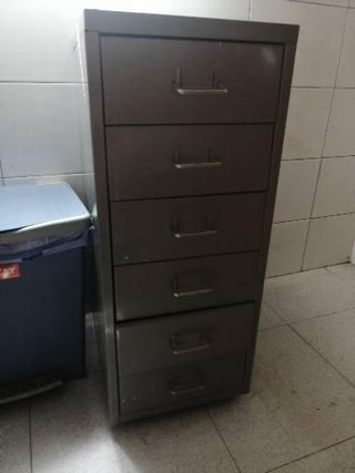 Cajonera metálica gris azulado