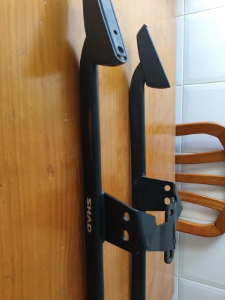 Herrajes Top Case Shad CB500X