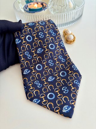 Corbata Celine azul y dorada