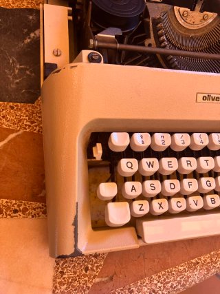 Máquina de escribir Olivetti Lettera 35