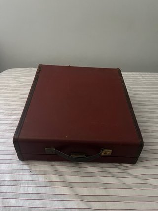 Máquina de escribir Olivetti Studio 44