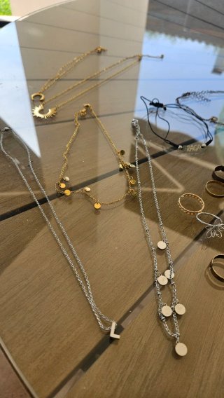 Lote anillos, collares y pendientes
