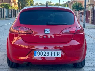 Seat León 1.9TDI 105CV Pegatina B