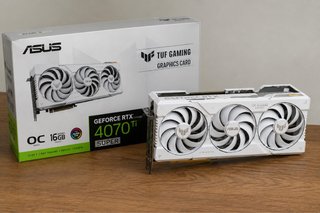 ASUS TUF Gaming RTX 4070 Ti SUPER Bianca