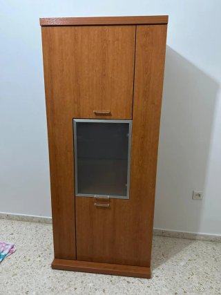 Mueble de salón madera y cristal