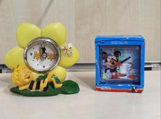 Sveglia Maya l'Ape e Topolino