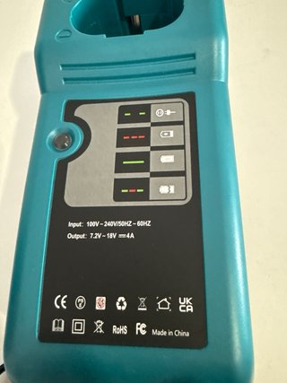 Cargador Batería Makita