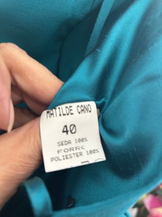 Vestido seda escote corazón azul pavo