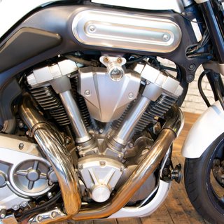 YAMAHA MT01 desde 89.-€/mes