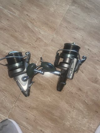 Pareja de carretes Mivardi 8000