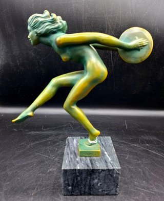 Escultura ArtDeco Max Le Verrier metal  Patinado