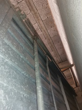 Puerta Basculante Galvanizada