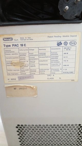 Aire Acondicionado Portátil DeLonghi Pingüino 92