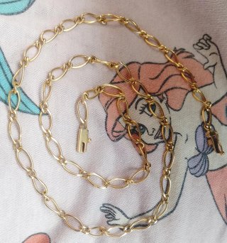 Cadena de oro