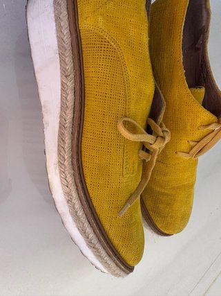 Zapatos Zendra amarillos