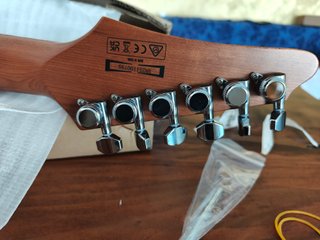 Chitarra Elettrica Ibanez AZ22S2-BK