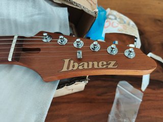 Chitarra Elettrica Ibanez AZ22S2-BK