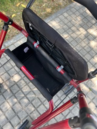 Andador ancianos con asiento y almacenaje