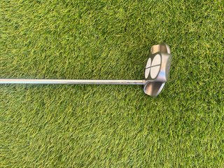 Putter Odyssey White Hot 2-Ball 33”