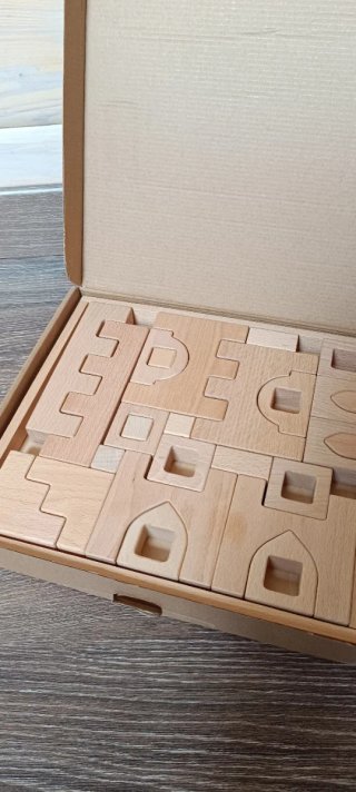 Juego de construcción de madera natural