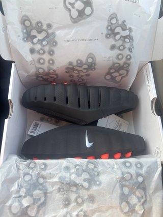 Nike MIND 001 Negro Naranja