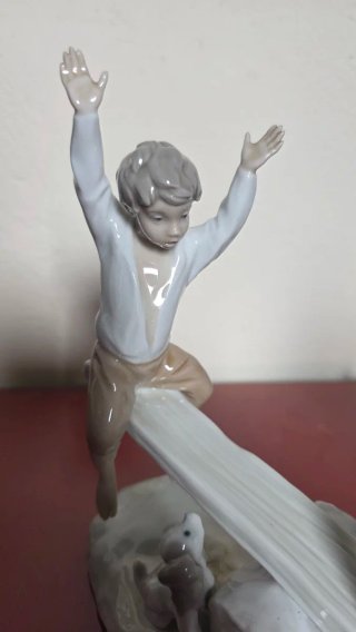 Figura Lladró Nao Niños Balancín