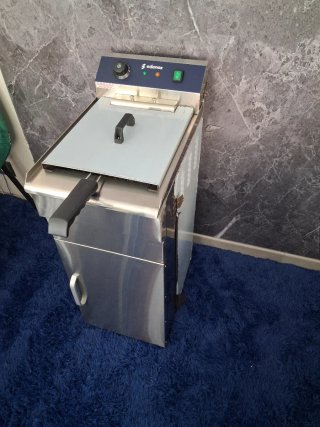 Freidora Edenox 10L  Profesional trifasica
